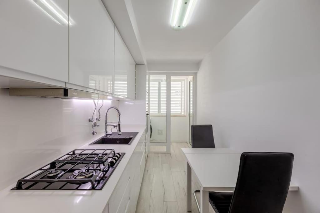 Spacious 3-Bedroom Condo In Lisboa المظهر الخارجي الصورة