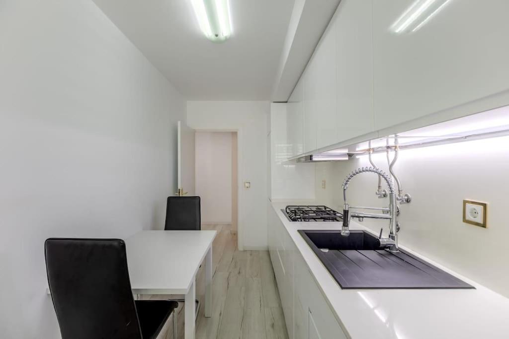 Spacious 3-Bedroom Condo In Lisboa المظهر الخارجي الصورة